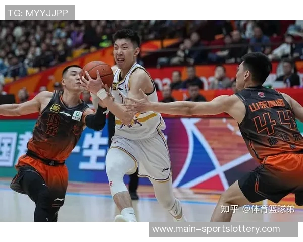 30分+隔扣周鹏，突破之王史密斯引发CBA防线崩溃